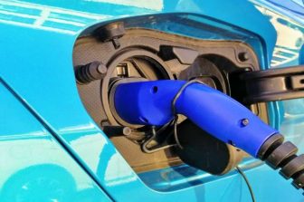 Li Auto Faces Revenue Challenges