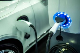 Grizzl-E Club: Canada’s First EV Charging Program That Pays Drivers Back